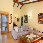 Casa Lucas * Vega de San Mateo