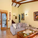 Casa Lucas